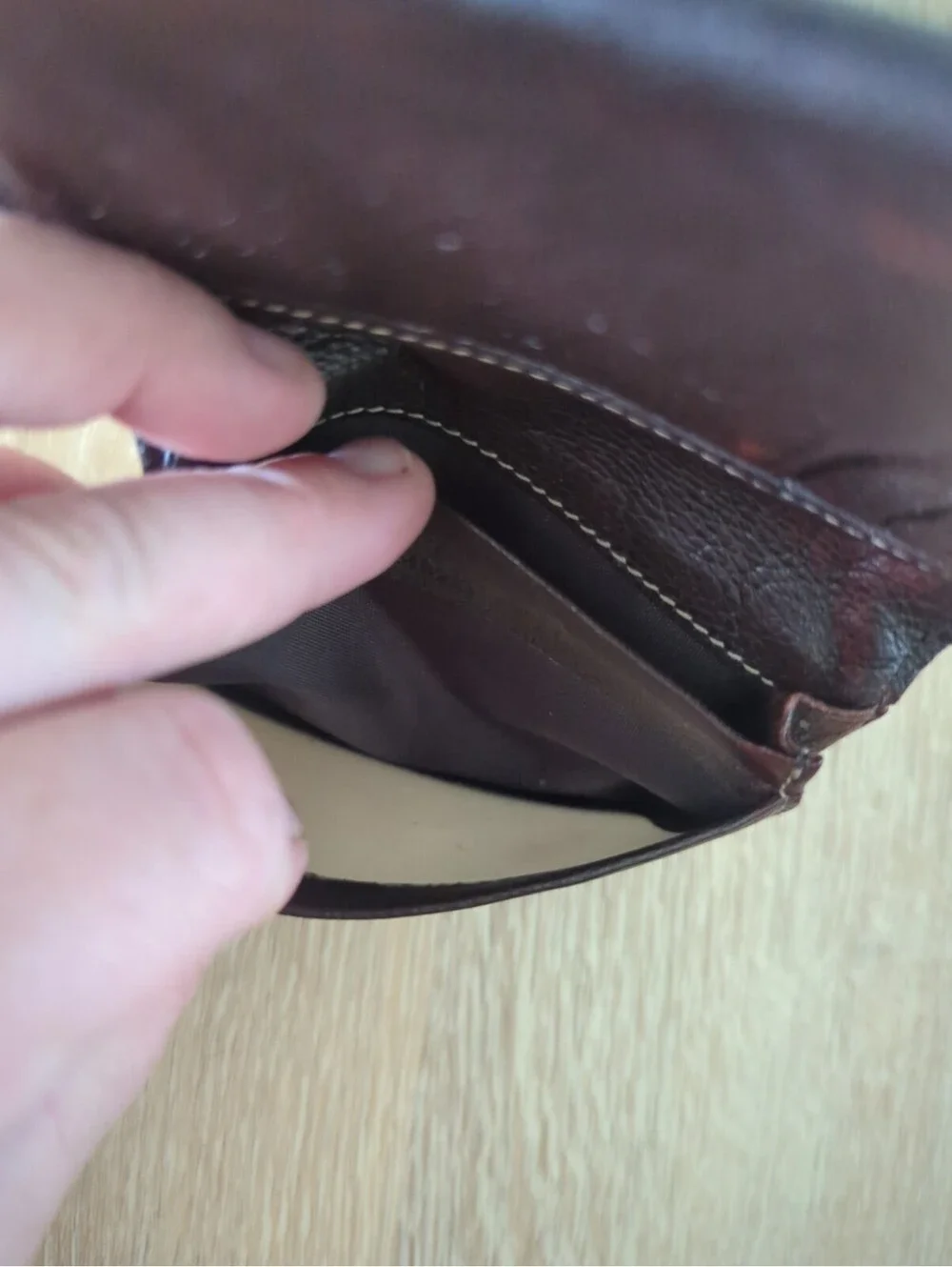TUMI Slim Bifold Wallet Card Case Brown Textured Leather ID Window Men's